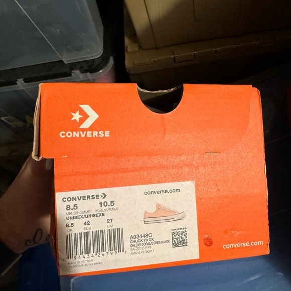 Brand new Pink converse all stars - Picture 5 of 5